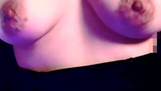 Norajoy Onlyfans nude video shows off her big breasts!!!
